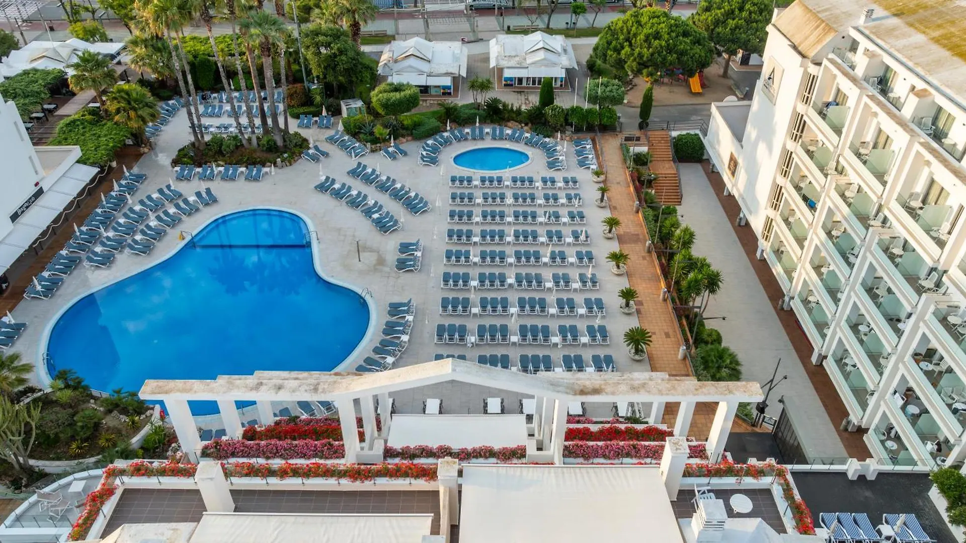 Aqua Hotel Aquamarina & Spa Санта-Сусанна