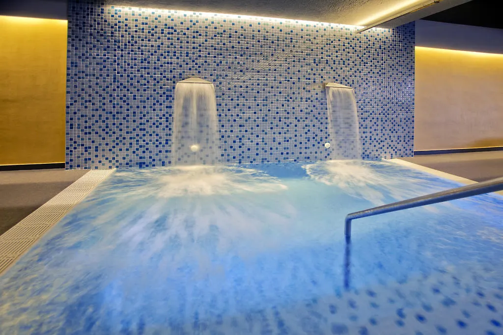 Aqua Hotel Aquamarina & Spa Санта-Сусанна
