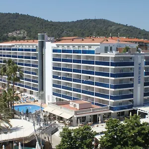 Riviera Hotel